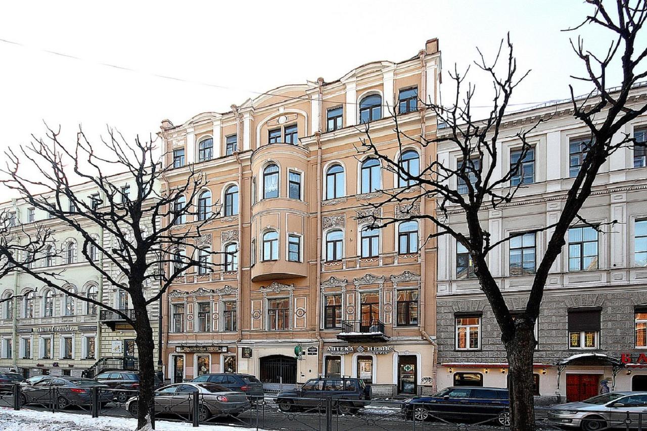 Deluxe Apartment Konyshennaja 聖彼得堡 外观 照片